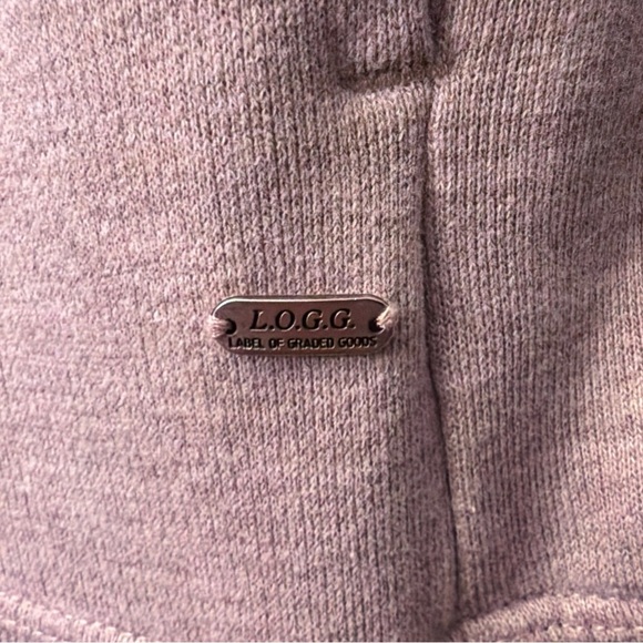 Women's sports/casual jacket with full zipper. - Picture 2 of 6